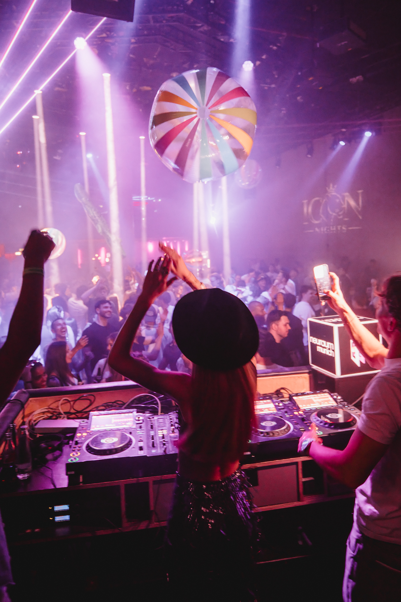 ICON NIGHTS Momentaufnahme aus dem Club